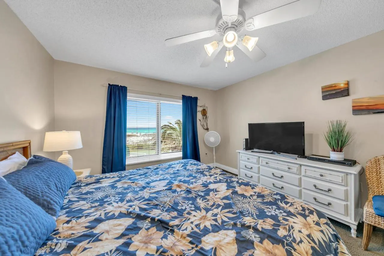 Destin On The Gulf 205 - Updated Gulf Front Property With Free Beach Service United States