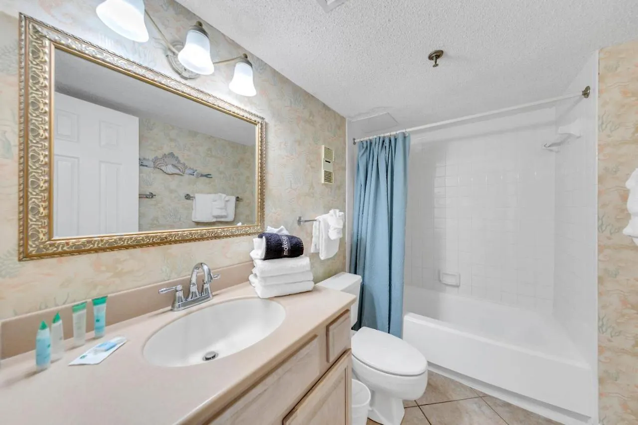 Destin On The Gulf 205 - Updated Gulf Front Property With Free Beach Service United States